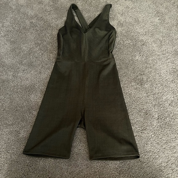 Twenty Montreal jumpsuit/dress - Picture 4 of 7